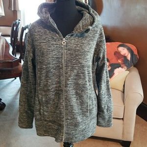 FLEECE HOODIE